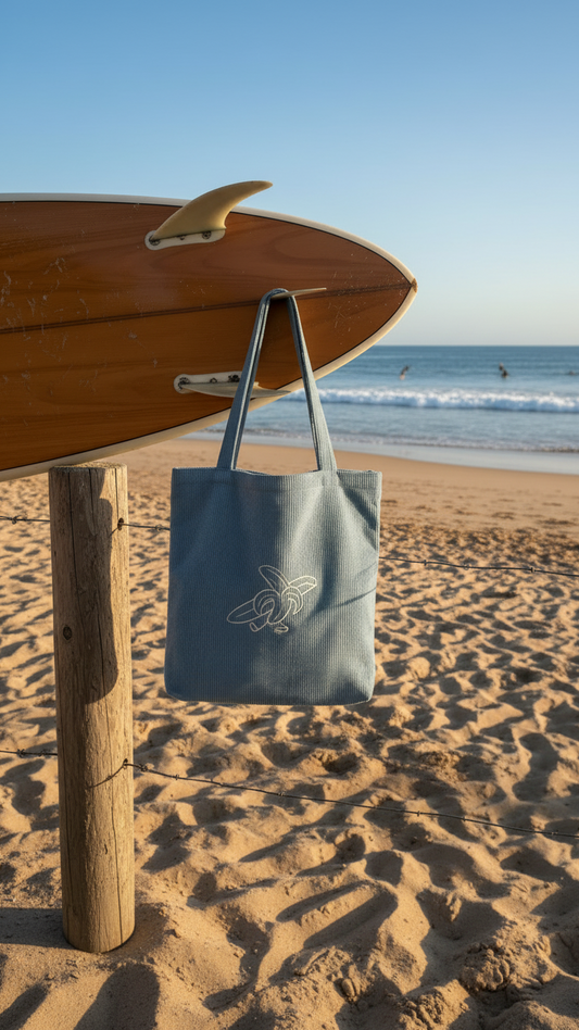 Cord Tasche Light Blue - Banana with Surfboard