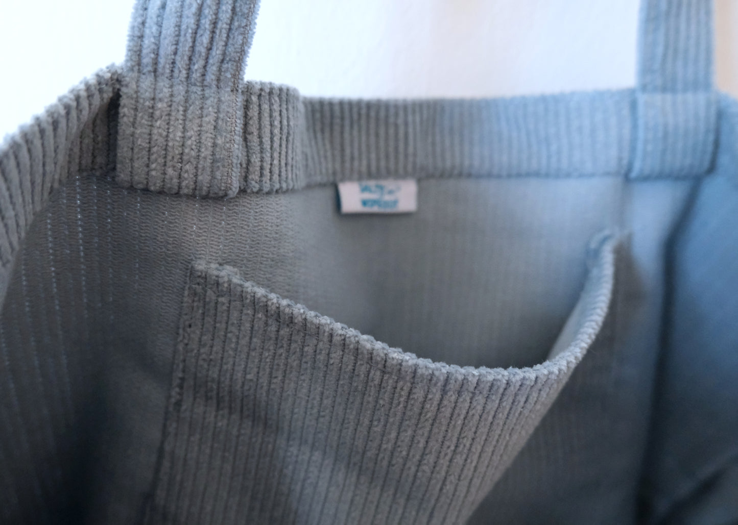 Cord Tasche Light Blue - Banana with Surfboard